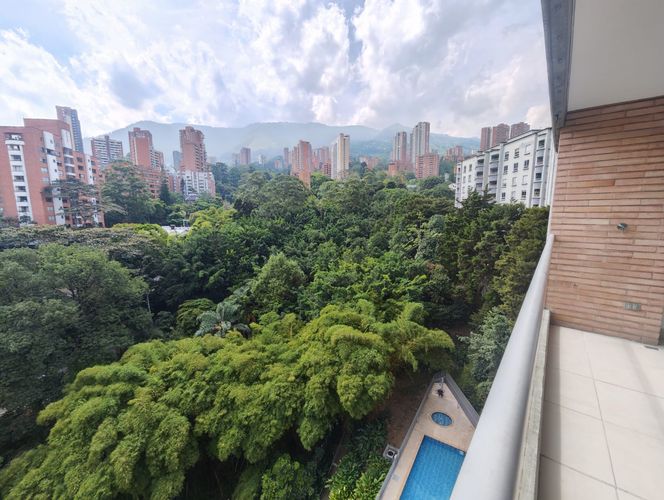 Apartamento de 3 alcobas en arriendo en La Florida, Medellín, 152 m² · foto 17 de 19