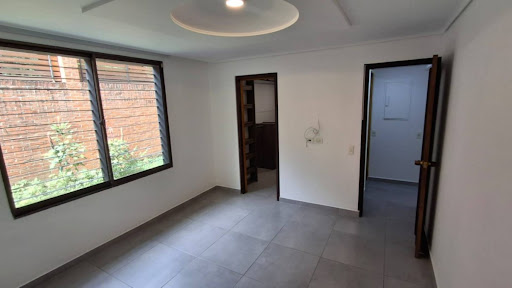 Apartamento en arriendo en El Tesoro, Medellín · foto 12 de 18