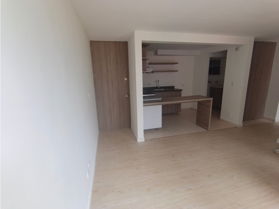Apartamento en venta en La Prosperidad, Madrid 2