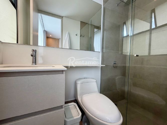Apartamento de 2 alcobas en arriendo en Lalinde, Medellín, 89 m² · foto 19 de 24
