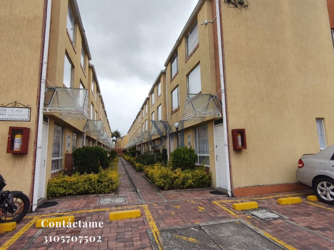 Casa de 3 alcobas en venta en Mirandela, Bogotá, 59 m² · foto 3 de 22