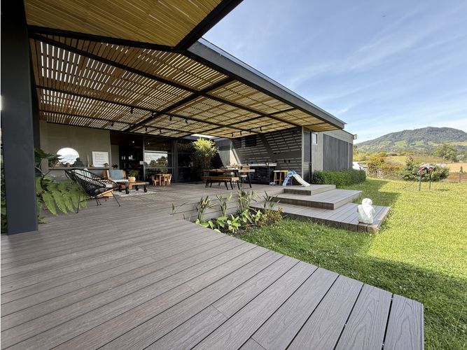 Casa de 4 alcobas en venta en Guamito, La Ceja, 455 m² · foto 8 de 24