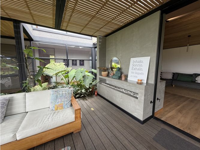 Casa de 4 alcobas en venta en Guamito, La Ceja, 455 m² · foto 11 de 24