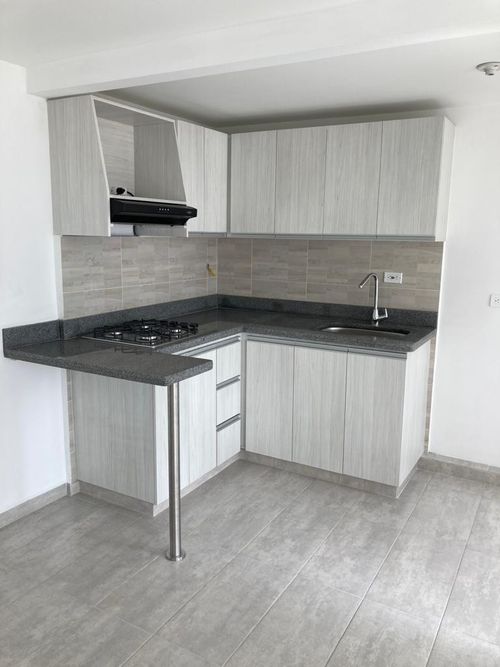Apartamento de 2 alcobas en venta en Amazonia, Bello, 55 m² · foto 7 de 12