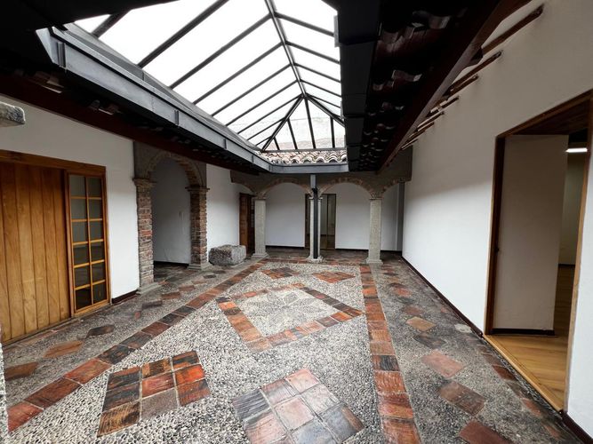 Casa de 7 alcobas en venta en Egipto, Bogotá, 297 m² · foto 4 de 13