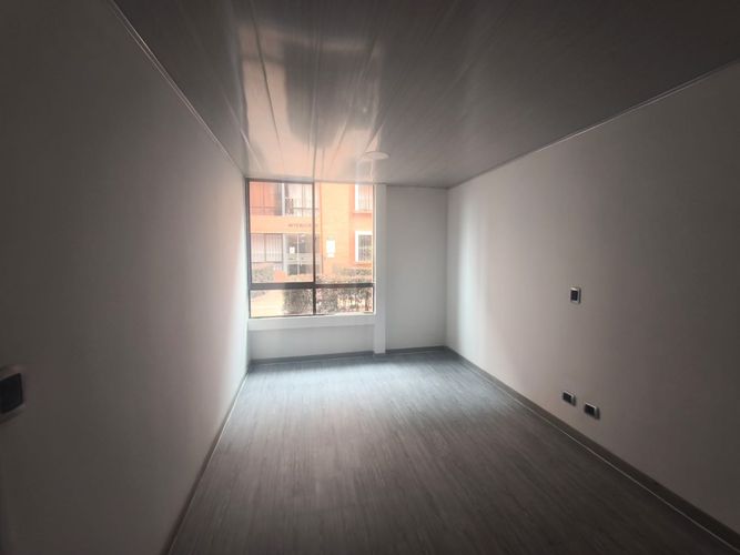 Apartamento de 3 alcobas en venta en Cr Tingua, Mosquera, 41 m² · foto 7 de 23