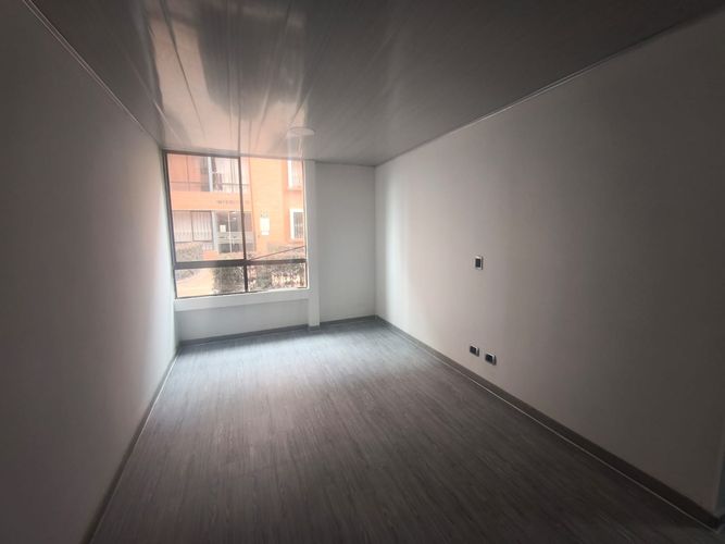 Apartamento de 3 alcobas en venta en Cr Tingua, Mosquera, 41 m² · foto 8 de 23