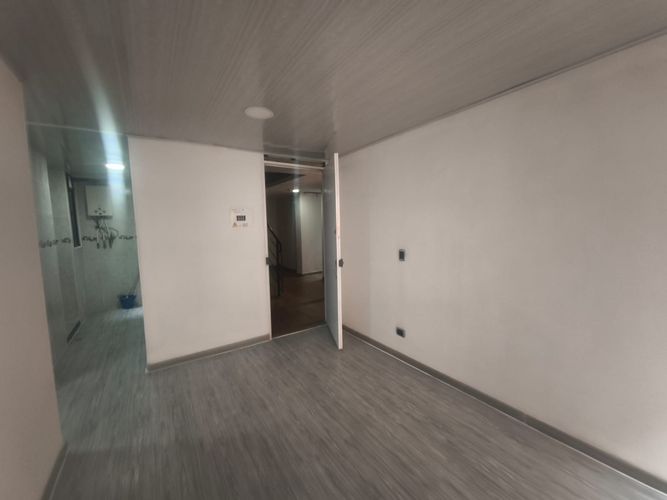 Apartamento de 3 alcobas en venta en Cr Tingua, Mosquera, 41 m² · foto 21 de 23