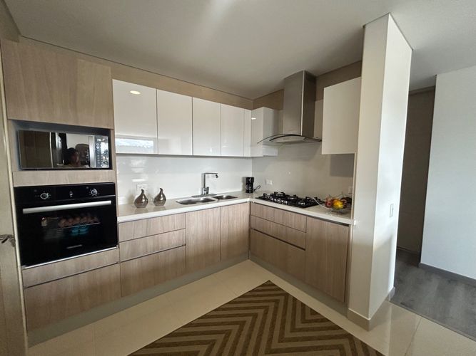 Apartamento de 3 alcobas en venta en Colina Campestre, Bogotá, 148 m² · foto 8 de 22