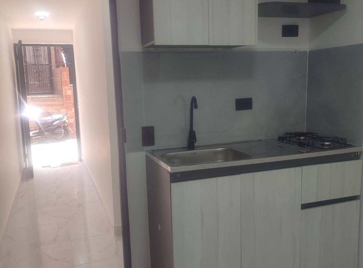 Apartaestudio en Arriendo en Camino Verde, Envigado en arriendo en Camino Verde