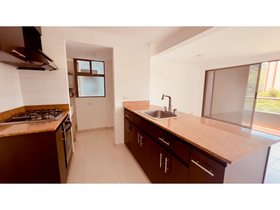 Apartamento en venta en Loma de los bernal, Medellín 4
