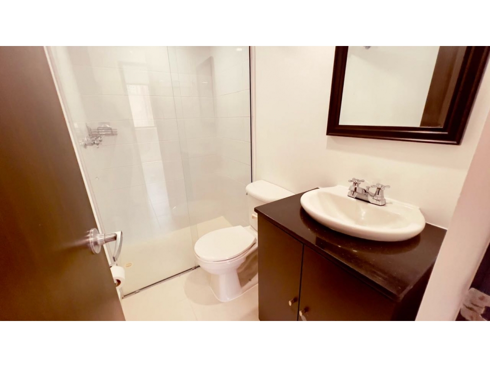 Apartamento en venta en Loma de los bernal, Medellín 5