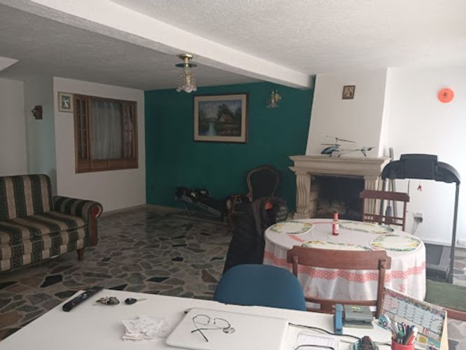 Casa en venta en Lagos De Suba, Bogotá · foto 2 de 24
