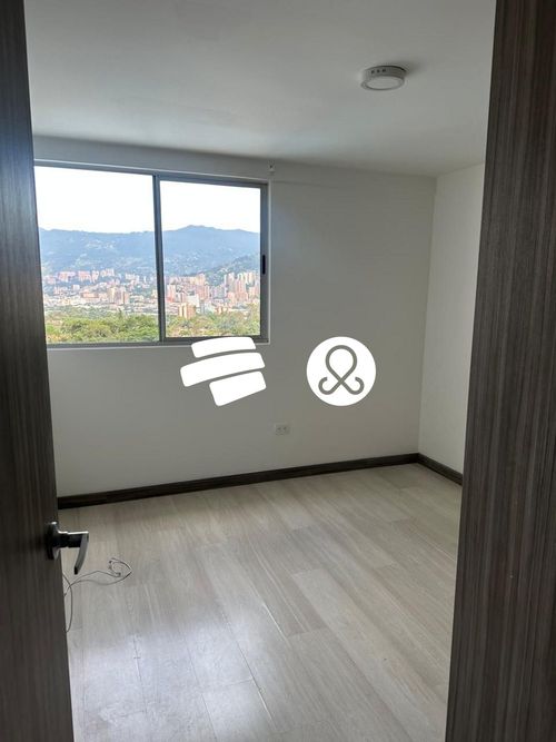 Apartamento de 3 alcobas en venta en Yarumito, La Estrella, 88 m² · foto 4 de 10