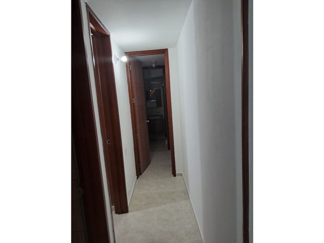 Apartamento de 3 alcobas en venta en Prados Del Limonar, Cali, 78 m² · foto 5 de 15