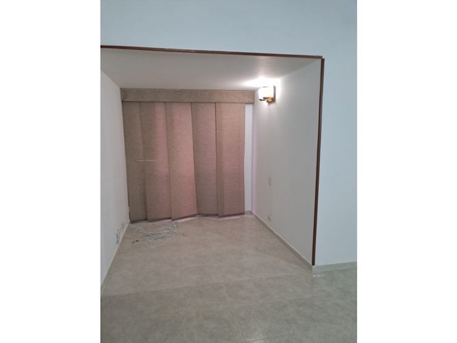 Apartamento de 3 alcobas en venta en Prados Del Limonar, Cali, 78 m² · foto 7 de 15