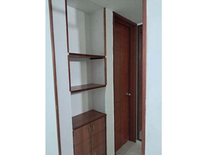 Apartamento de 3 alcobas en venta en Prados Del Limonar, Cali, 78 m² · foto 9 de 15