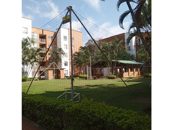 Apartamento de 3 alcobas en venta en Prados Del Limonar, Cali, 78 m² · foto 14 de 15