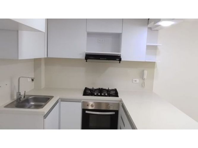 Apartamento en venta en Kennedy Central, Bogotá · foto 2 de 15