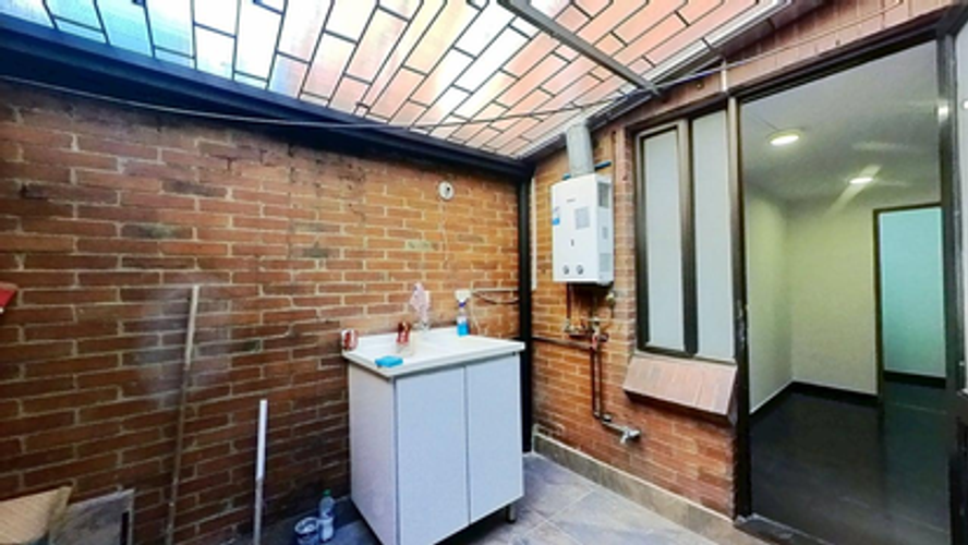 Apartamento de 3 alcobas en venta en Chico Norte, Bogotá, 96 m² · foto 7 de 18