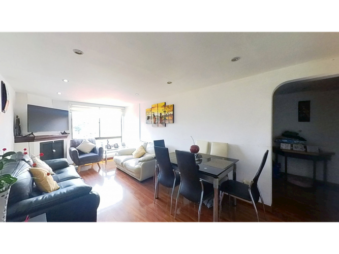 Apartamento de 3 alcobas en venta en Santa Paula, Bogotá, 77 m² · foto 3 de 11