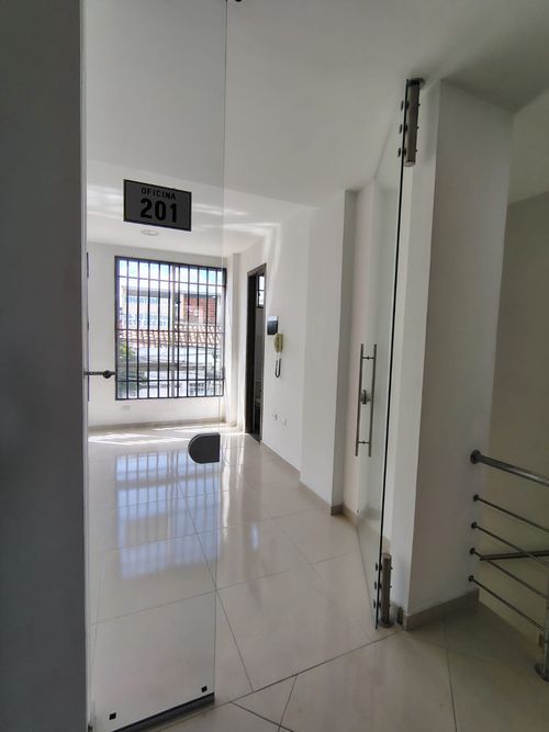 Local en arriendo en La Playa, Cúcuta, 25 m² · foto 2 de 8