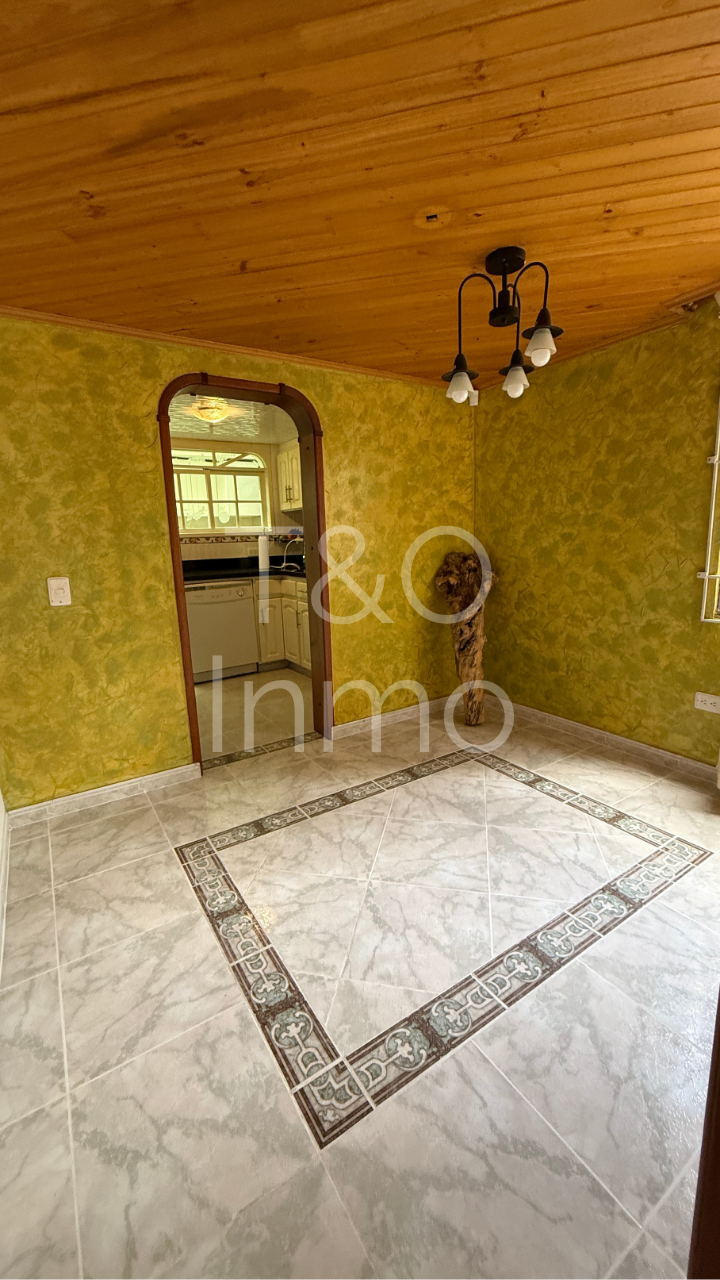 Casa en venta en Portales Del Monte, Bogotá · foto 4 de 24