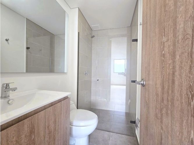 Apartamento de 3 alcobas en venta en La Cuenca, Envigado, 83 m² · foto 7 de 24
