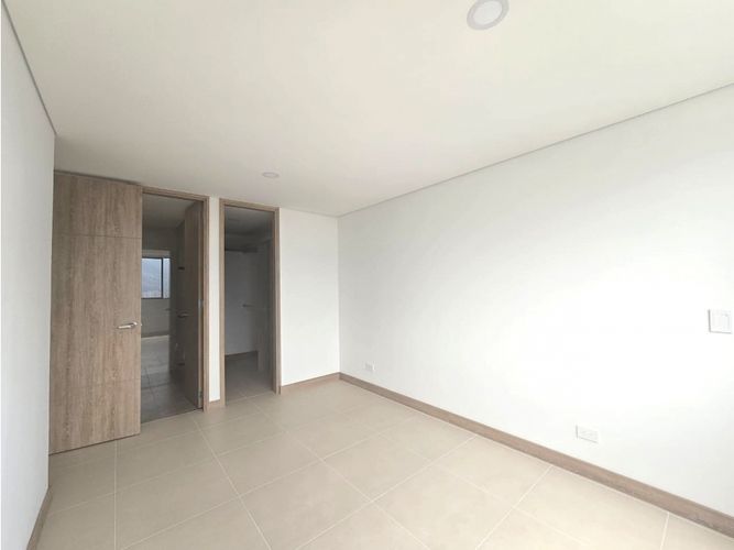 Apartamento de 3 alcobas en venta en La Cuenca, Envigado, 83 m² · foto 11 de 24