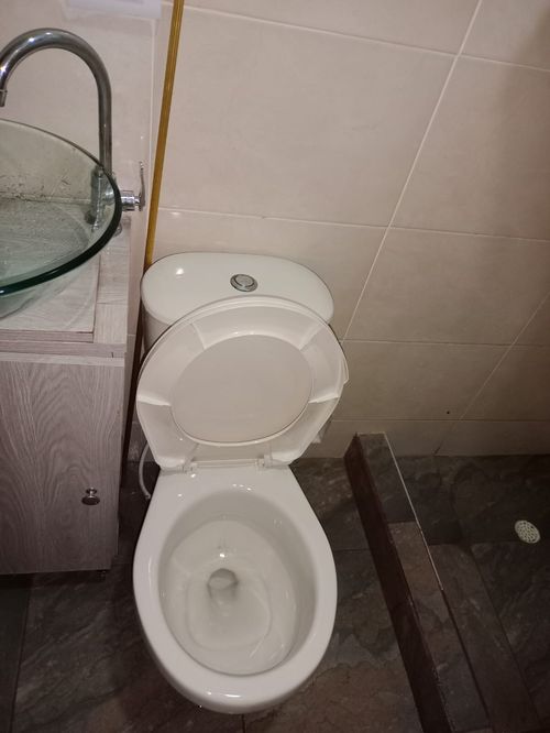 Casa de 4 alcobas en venta en Guabinal Plan, Girardot, 190 m² · foto 6 de 24