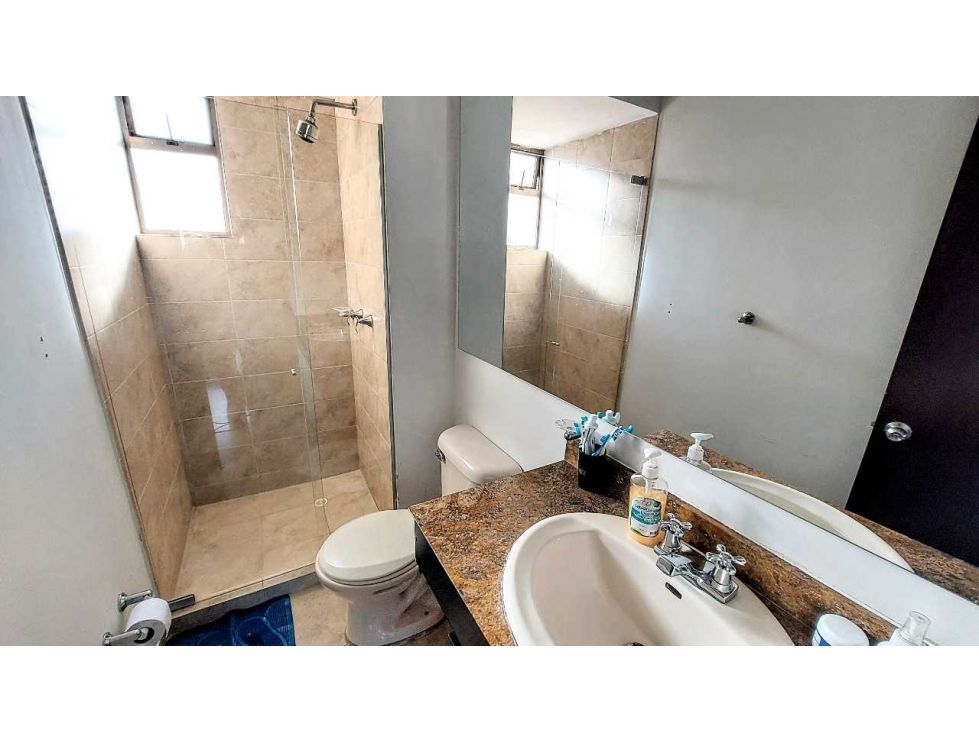 Apartamento en venta en Villas De Aranjuez, Bogotá · foto 8 de 24