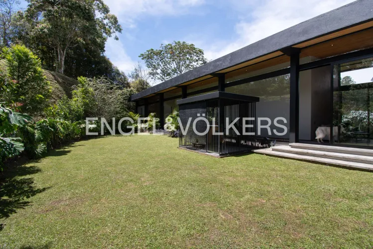 Casa de 3 alcobas en venta en Santa Elena, El Retiro, 404 m² · foto 19 de 20
