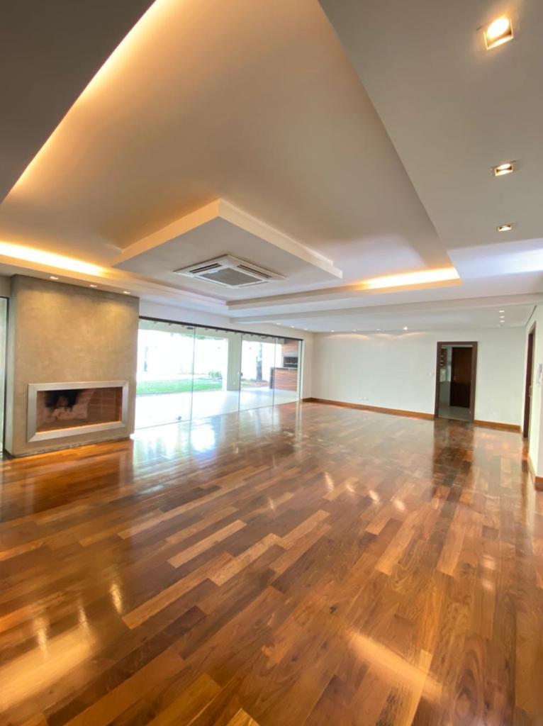 HERMOSA CASA DE 4 DORMITORIOS EN BARRIO MBURUCUYA — foto 3