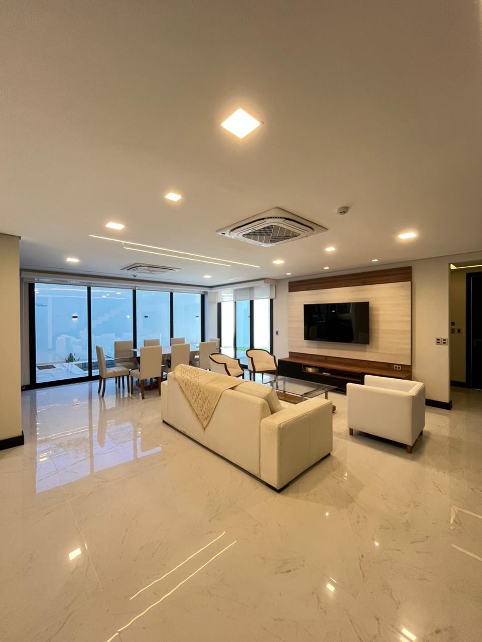 Exclusivo Dúplex a Estrenar en Mburucuyá: Lujo y Confort Moderno. Venta con o sin Muebles. — foto 3