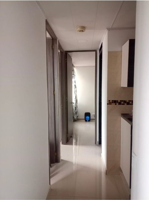 Apartamento de 2 alcobas en venta en Las Vegas De Comfandi, Cali, 47 m² · foto 5 de 13