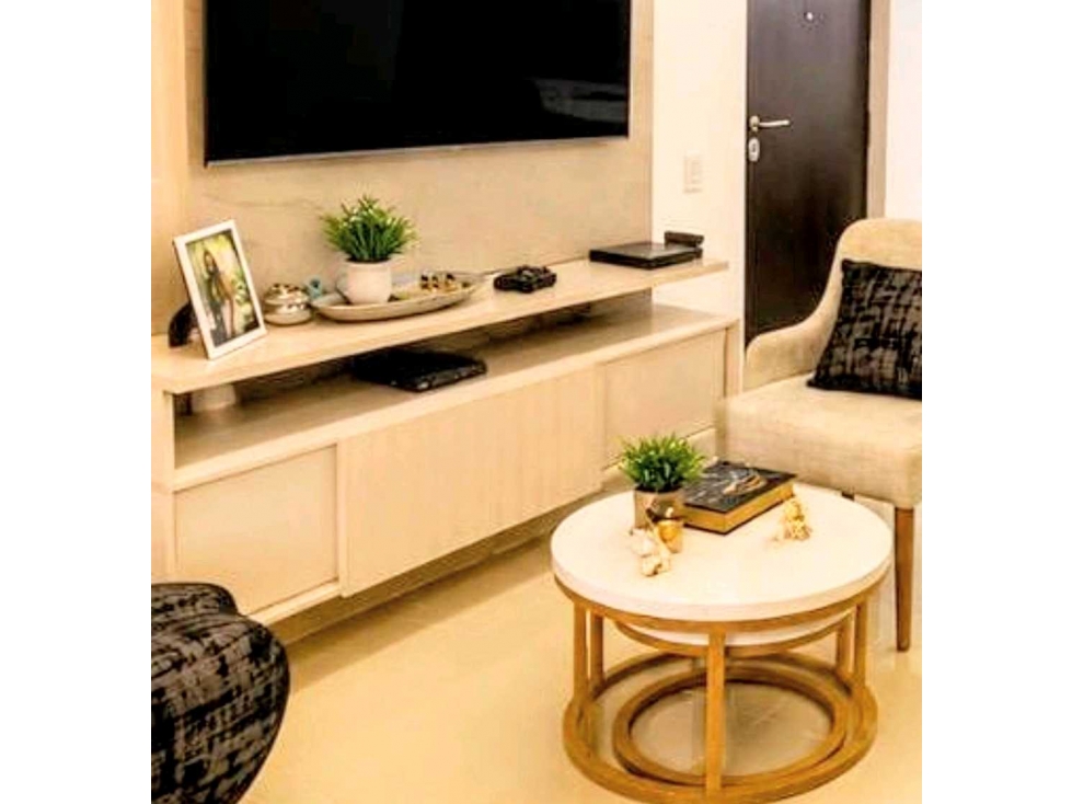 Apartaestudio en venta en Loma de los bernal, Medellín 2