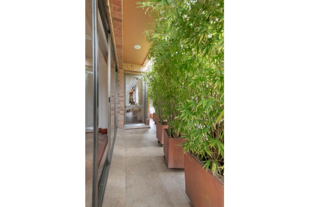 Apartamento en venta en Santa Barbara Occidental, Bogotá · foto 3 de 24