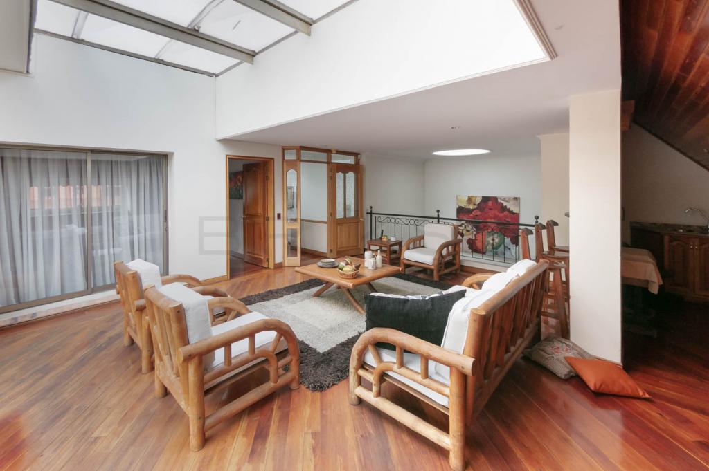 Apartamento en venta en Santa Barbara Occidental, Bogotá · foto 11 de 24