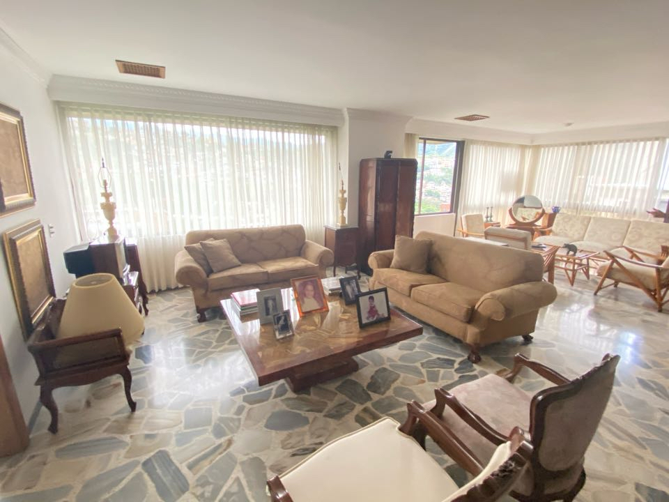 Apartamento en Venta en Bellavista, Cali