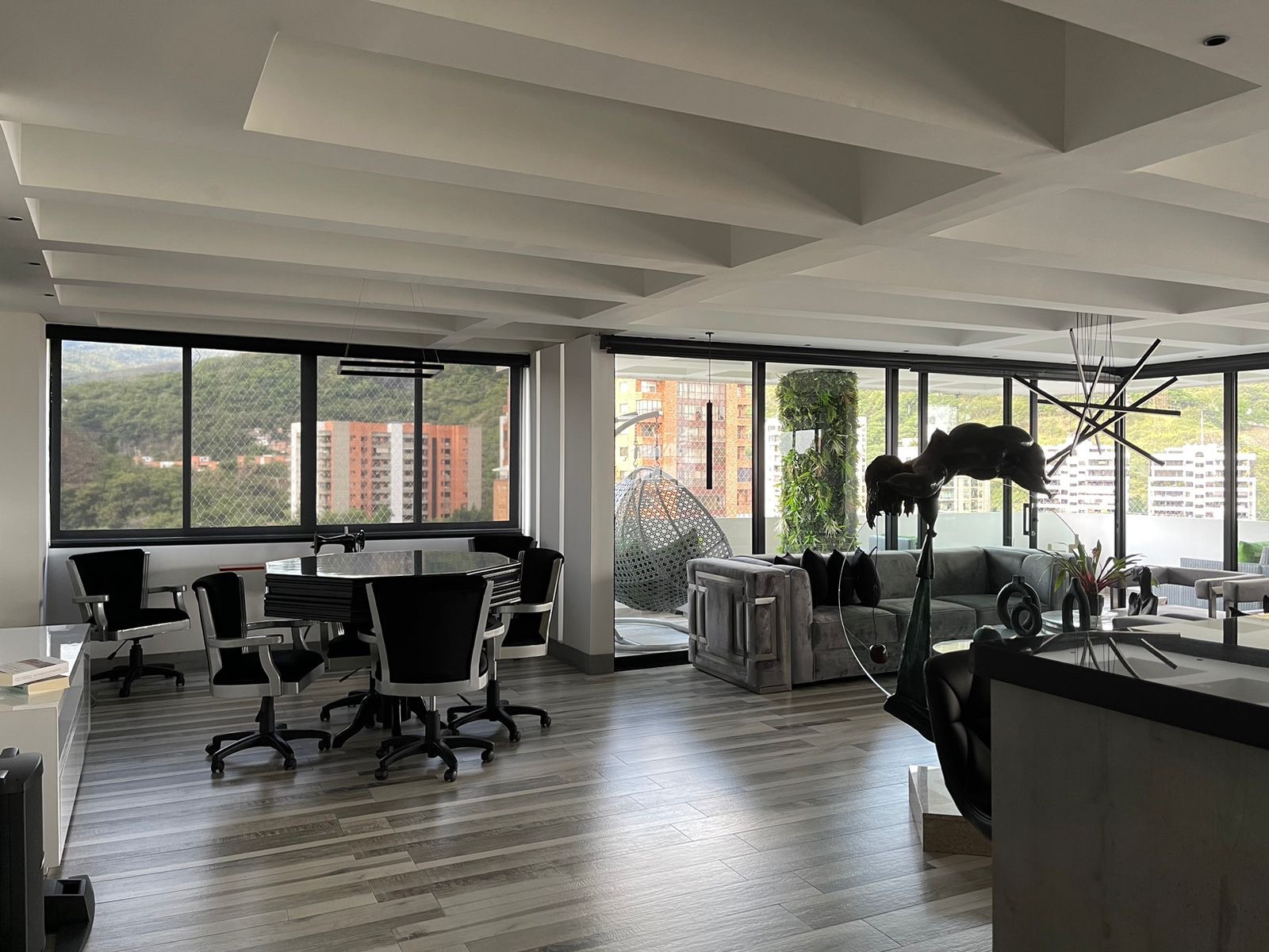 Apartamento en venta en La Arboleda, Cali · foto 2 de 23