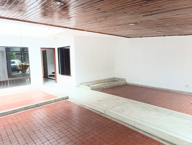 Casa de 4 alcobas en venta en La Flora, Cali, 160 m² · foto 3 de 20