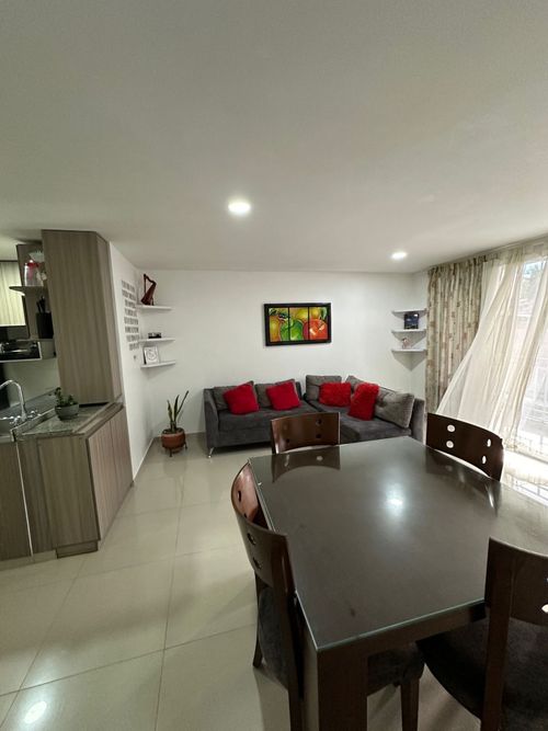 Apartamento de 3 alcobas en venta en Santa Anita, Cali, 67 m² · foto 2 de 24