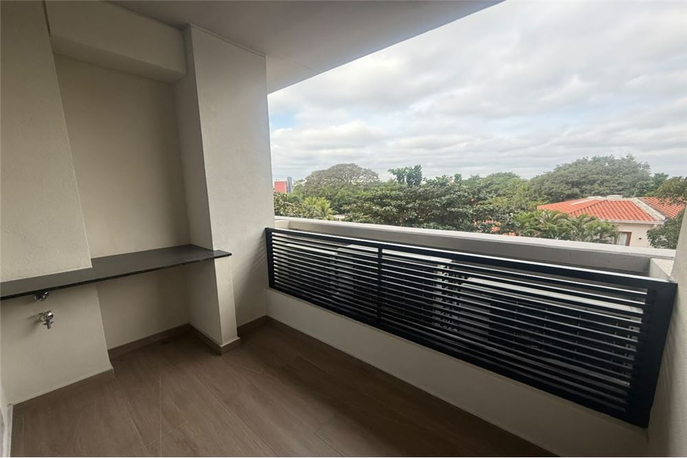 Departamento-Alquiler-Facundo Machain c/ Gonzalo Morán, Plaza Boquerón, Av. Republica Argentina, Casa Rica, Los Laureles, Asunción — foto 3