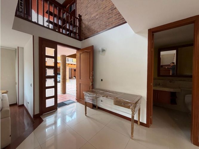 Casa de 4 alcobas en venta en San Jose De Los Nogales, Chía, 305 m² · foto 3 de 21