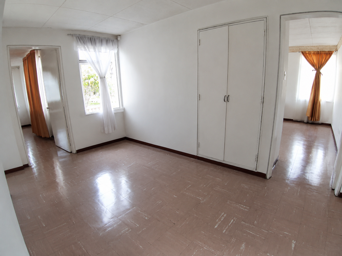 Casa de 5 alcobas en arriendo en El Salitre, Bogotá, 290 m² · foto 9 de 17