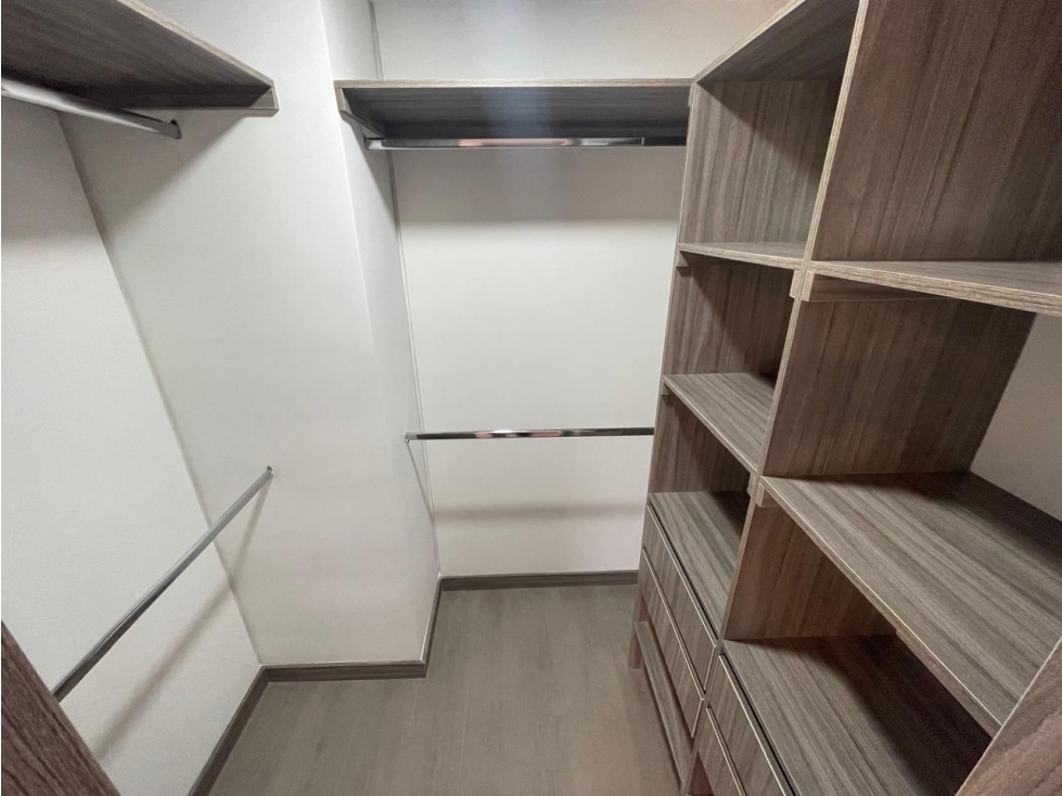 Apartamento en venta en El Salado, Envigado · foto 14 de 18