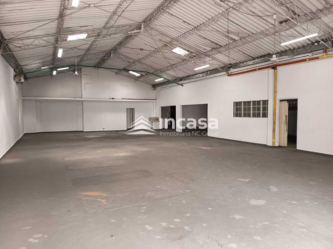 Bodega en arriendo en El Piloto, Cali, 300 m² · foto 2 de 8
