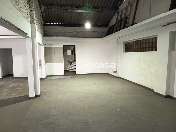 Bodega en arriendo en El Piloto, Cali, 300 m² · foto 6 de 8