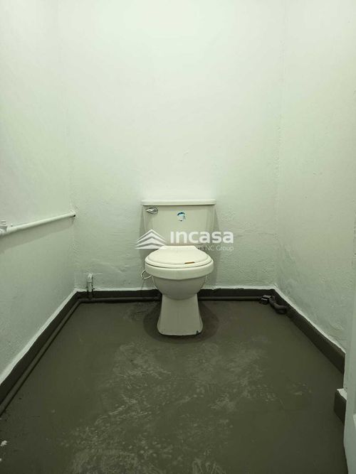 Bodega en arriendo en El Piloto, Cali, 300 m² · foto 7 de 8