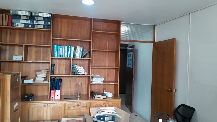 Consultorio en venta en La Candelaria, Medellín, 23 m² · foto 3 de 6